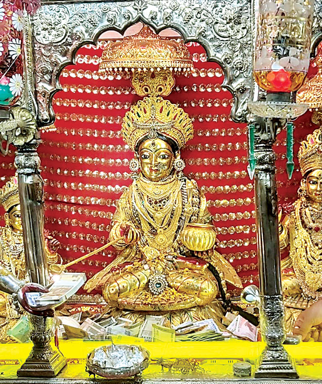 కరుణామయి... కాశీపురాధీశ్వరి | significance-of-kashi-annapurna-temple