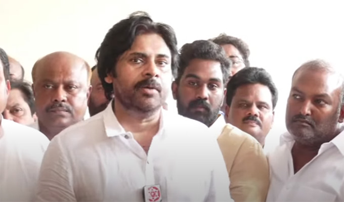 Pawan Kalyan: నేరగాళ్లపై లేని ఆంక్షలు నాపై ఎందుకు?: పవన్‌ కల్యాణ్‌ | why  are there restrictions on me that are not on criminals pawan kalyan