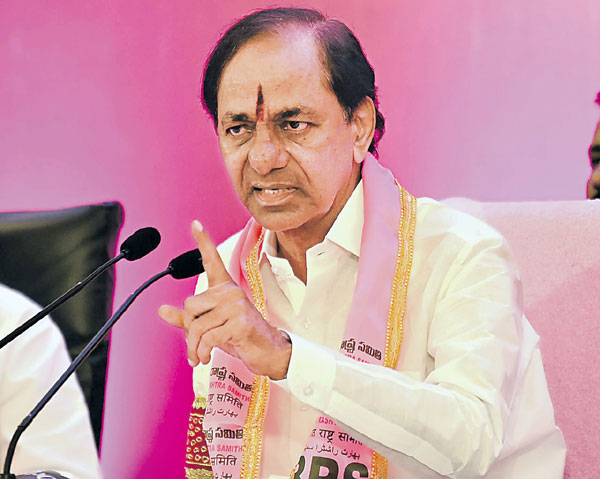 KCR: దేశంలో ప్రతి పల్లెకూ వెళ్తాం