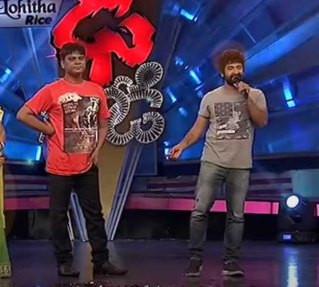 Rakesh Master ఆ చెట్టు కింద సమాధి చేయమన్నా అంతిమ యాత్ర గురించి రాకేశ్