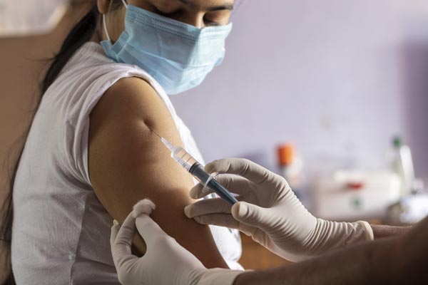 Vaccination: టీకా అందరికీ వద్దు