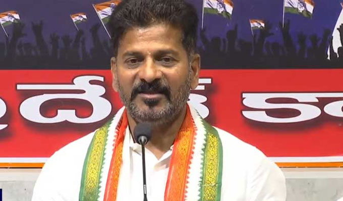 Revanth Reddy: కేసీఆర్‌ జీవితమంతా కాంగ్రెస్‌, తెదేపాపైనే ఆధారపడ్డారు ...