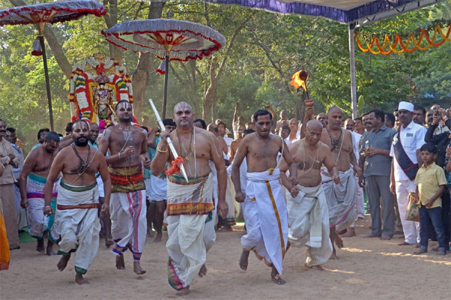 వైభవంగా శ్రీవారి పార్వేట ఉత్సవం