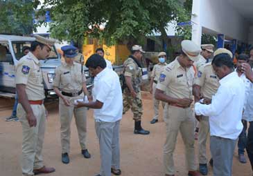 Munugode Bypoll: మునుగోడులో ప్రారంభమైన పోలింగ్‌