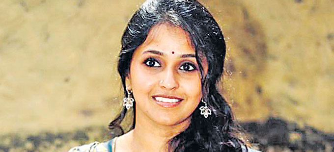 పాటల కోయిల.. ఊపిరులూదుతోంది! - Vimarsana News