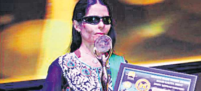గుడ్డిపిల్ల ఎలా బతుకుతుందన్నారు? - Vimarsana News