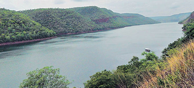 గోదావరిలో మెరుగు.. కృష్ణాలో తరుగు - Vimarsana News