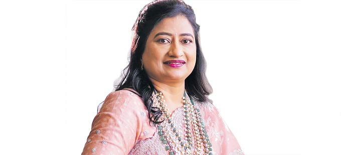 వజ్రాల కోసం... విమానం ఎక్కేదాన్ని కాదు! - Vimarsana News