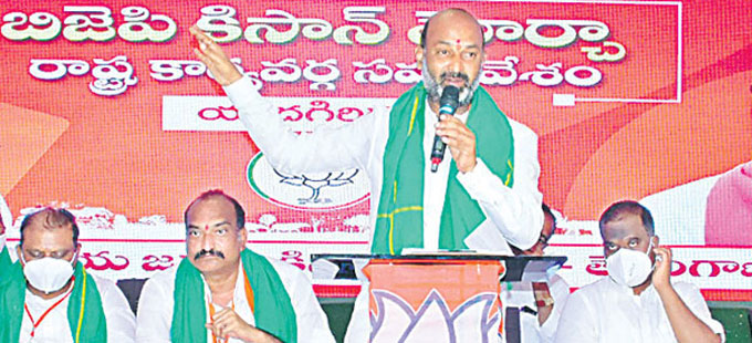 నిధులిస్తున్నా భూసార పరీక్షలు చేయడం లేదు - Vimarsana News