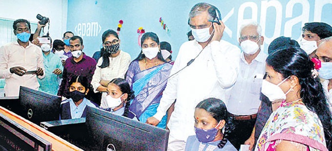 కార్పొరేట్‌ స్థాయిలో బడుల అభివృద్ధి - Vimarsana News
