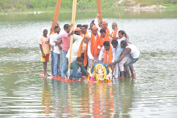 ఆదిలాబాద్ జిల్లా బైంసాలో..