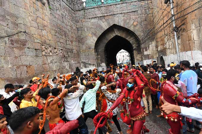 హైదరాబాద్‌: ప్రారంభమైన గోల్కొండ బోనాలు