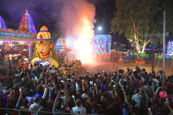 కరీంనగర్‌: నగరంలో రావణ వధ కార్యక్రమం