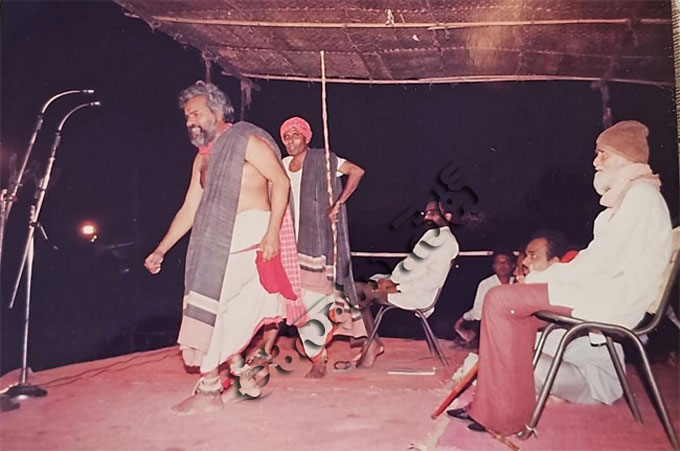 గజ్జె కట్టి ఆడుతూ గళం విప్పి పాడుతూ..