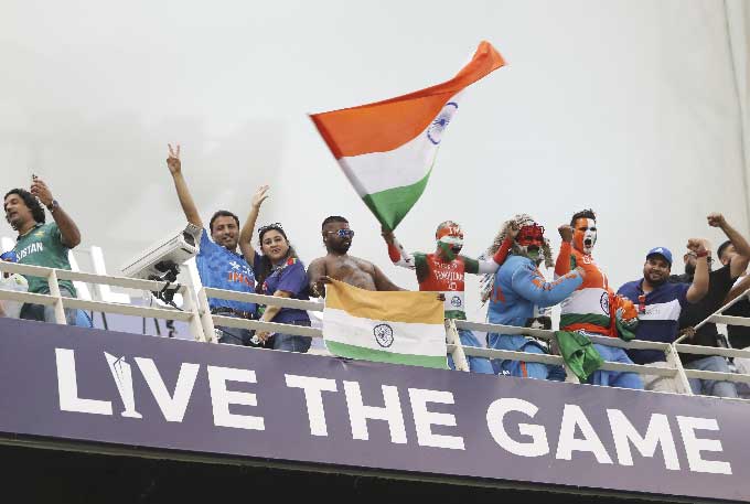 T20 World Cup: భారత్‌-పాక్‌ మ్యాచ్‌ దృశ్యాలు