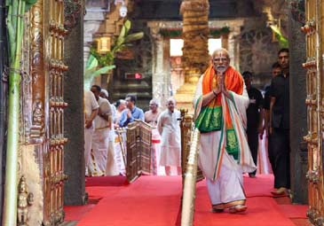 PM Modi: తిరుమల శ్రీవారిని దర్శించుకున్న ప్రధాని మోదీ