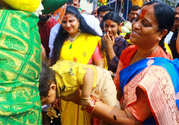 Medaram: మేడారంలో మంత్రుల పర్యటన.. జాతరపై సమీక్ష