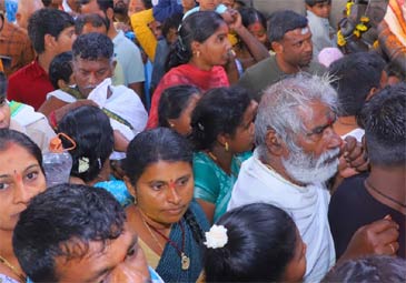 Vemulawada :  వేములవాడ శ్రీరాజరాజేశ్వర స్వామి ఆలయంలో పెరిగిన భక్తుల రద్దీ