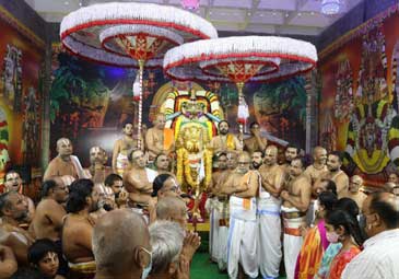 Tiruchanoor: నరసింహస్వామి అలంకారంలో పద్మావతి అమ్మవారు