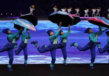 Beijing: అట్టహాసంగా వింటర్‌ ఒలింపిక్స్‌ ప్రారంభోత్సవ వేడుక