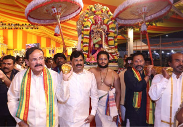 Hyderabad: ఘనంగా వేంకటేశ్వర వైభవోత్సవాలు
