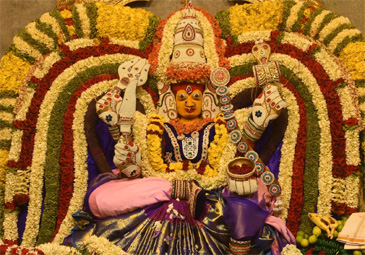 Tirupati: తాతయ్య గుంట గంగమ్మ జాతరలో భక్తుల కిటకిట 