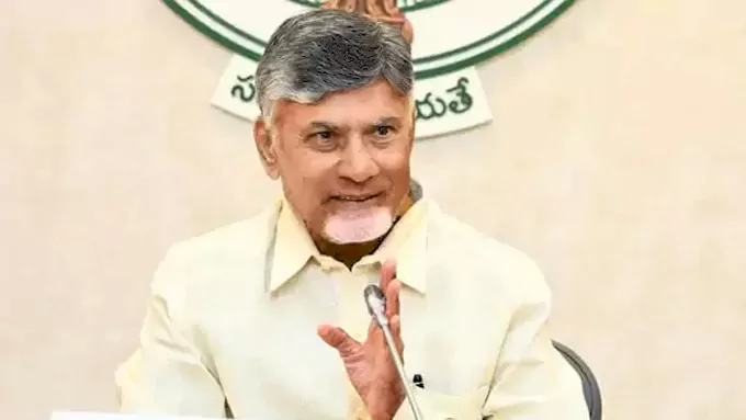 ప్రభుత్వ సేవలు సులభంగా అందించాలి
