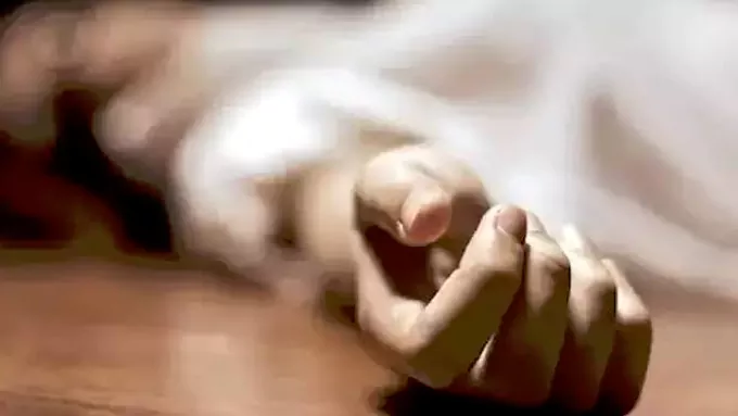 తల్లి, తమ్ముడిని హత్య చేసినట్లు భారతీయ బాలుడిపై అభియోగాలు తల్లి, తమ్ముడిని హత్య చేసినట్లు భారతీయ బాలుడిపై అభియోగాలు