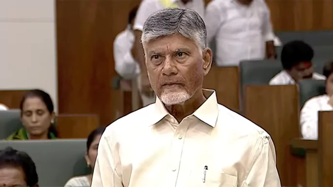 బీసీల జీవితాల్లో మార్పు తెచ్చే అతిపెద్ద నిర్ణయమిది బీసీల జీవితాల్లో మార్పు తెచ్చే అతిపెద్ద నిర్ణయమిది