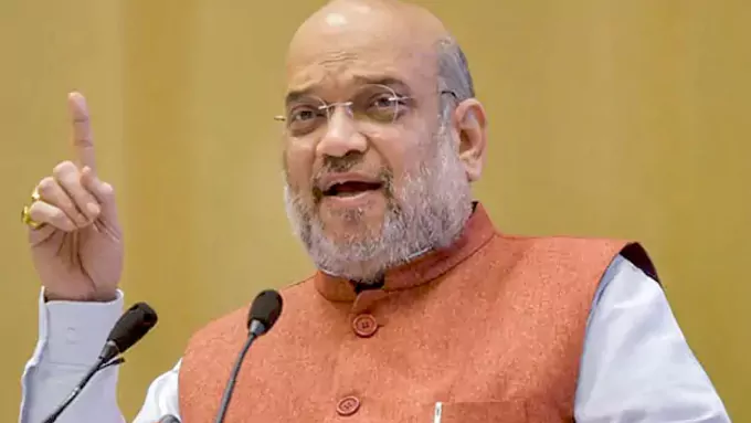 స్వాతంత్ర్య సమరయోధులను కాంగ్రెస్ అవమానిస్తోంది