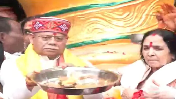 ఖైరతాబాద్‌ గణనాథుడికి గవర్నర్‌ తొలిపూజ