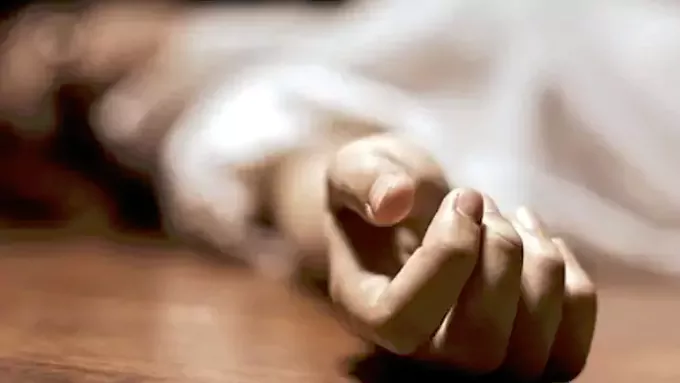 పోలీస్‌ హెడ్‌క్వార్టర్‌లో ఆర్‌ఐ ఆత్మహత్య