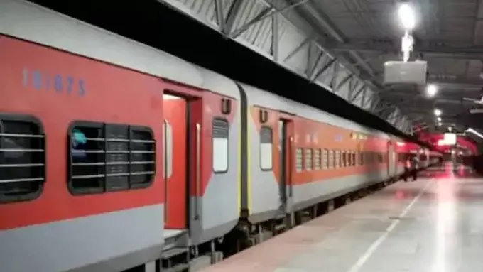 చర్లపల్లి - శ్రీకాకుళం మధ్య 16 ప్రత్యేక రైళ్లు