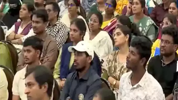 వైకాపా అసత్య ప్రచారాన్ని నమ్మొద్దు: స్పోర్ట్స్ కోటా టీచర్లు – politics వైకాపా అసత్య ప్రచారాన్ని నమ్మొద్దు: స్పోర్ట్స్ కోటా టీచర్లు – politics