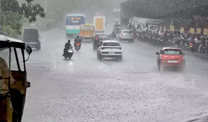 తీవ్ర వాయుగుండం.. తెలంగాణలో భారీ వర్షాలు