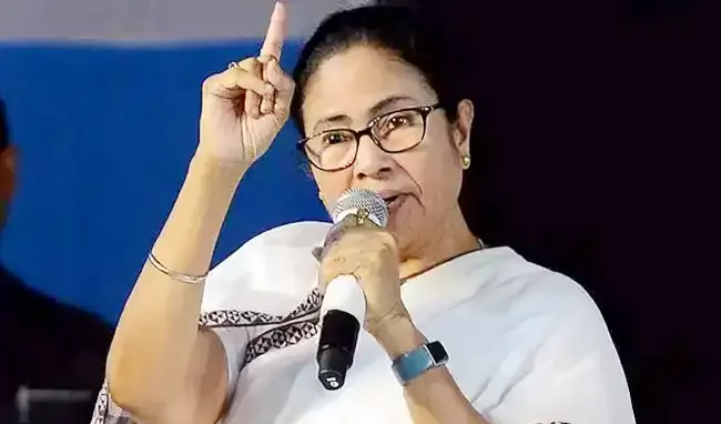 బెంగాల్‌లో రీపోలింగ్‌ పెట్టాలి: మమత డిమాండ్‌