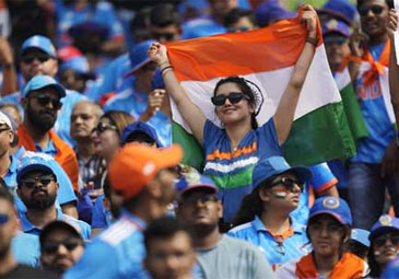 IND vs AUS: ప్రపంచకప్‌ ఫైనల్‌ పోరు.. నీలి సంద్రంగా స్టేడియం