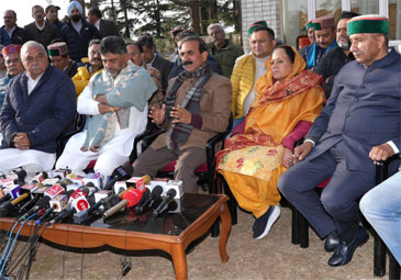 Himachal Pradesh: క్రాస్‌ ఓటింగ్‌కు పాల్పడ్డ కాంగ్రెస్‌ ఎమ్మెల్యేలపై అనర్హత వేటు!