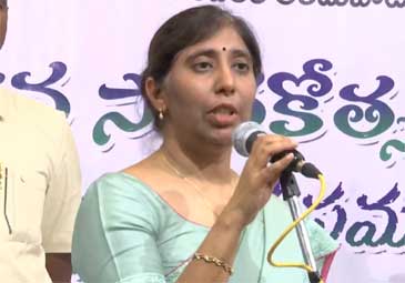Suneetha Narreddy: వైకాపా పునాదులు రక్తంలో మునిగి ఉన్నాయి: సునీత